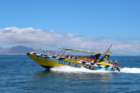 Fast WaterTaxi Lobos Island